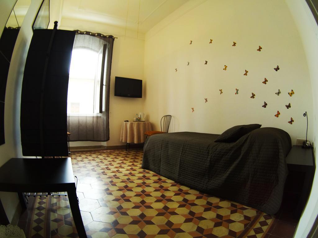 Arena Alfieri B&B Λιβόρνο Δωμάτιο φωτογραφία